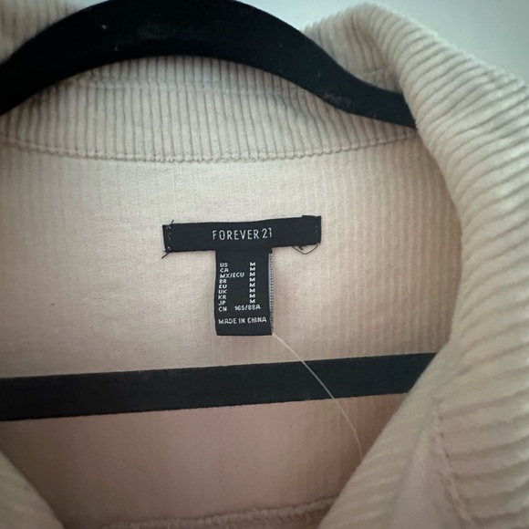 Cropped jacket - Picture 2 of 3